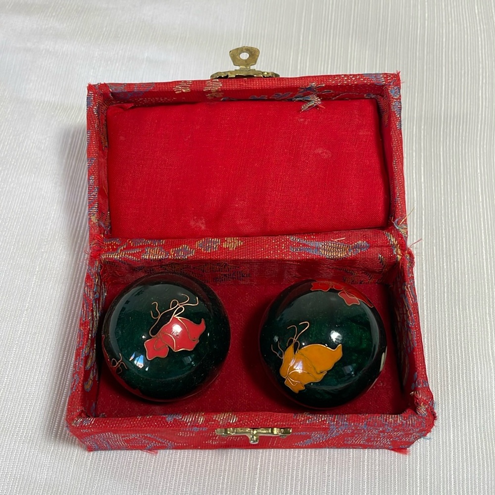 Vintage Harmony iron Balls